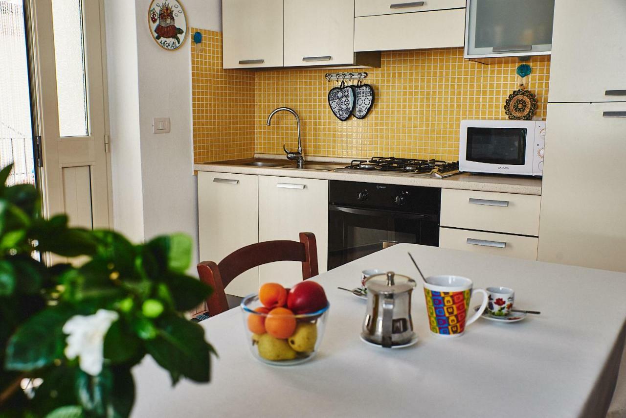 5 Min Front The Beach - Cala Luna House Cala Gonone Bagian luar foto